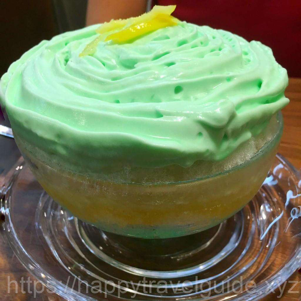 かき氷専門店みこやさんでかき氷を食べる