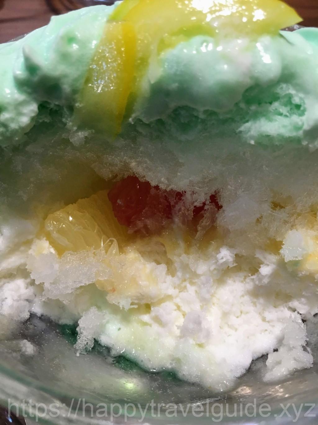 かき氷専門店みこやさんでかき氷を食べる