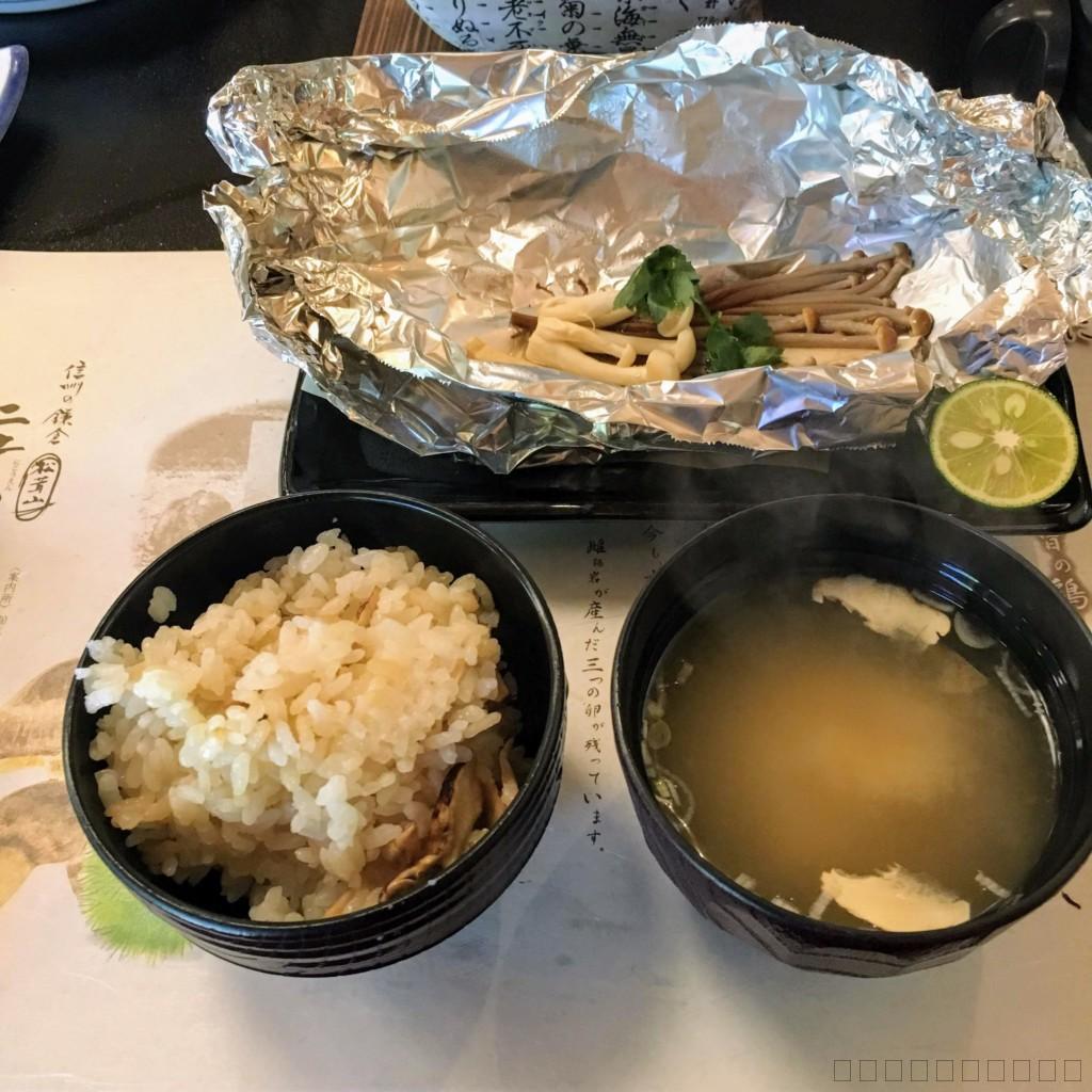 長野県上田市の松茸小屋「二幸園」