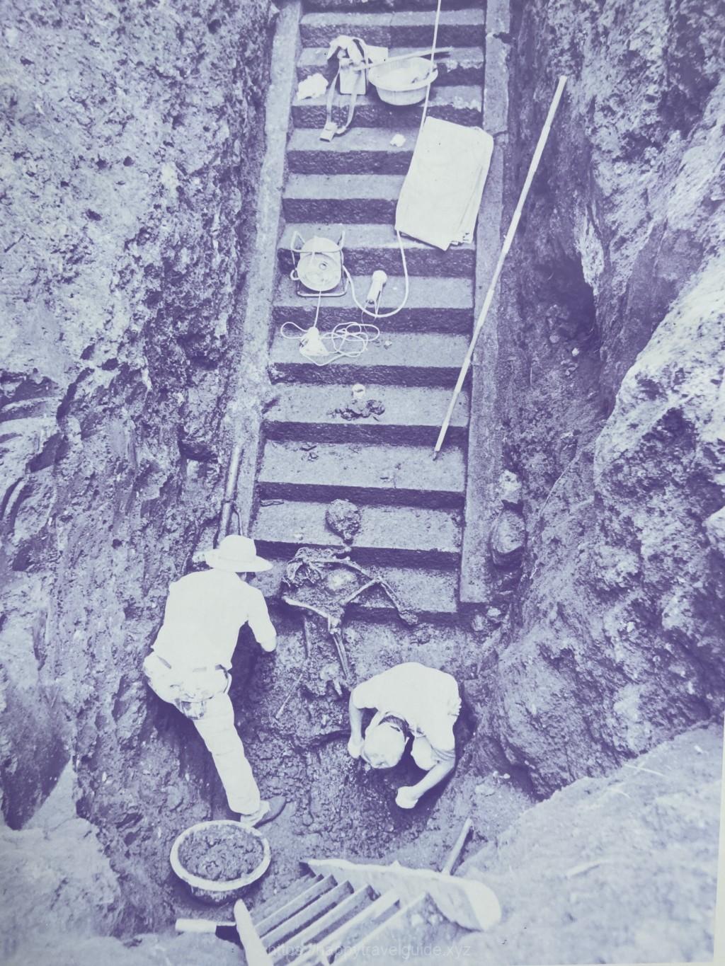 鎌原観音堂 発掘調査