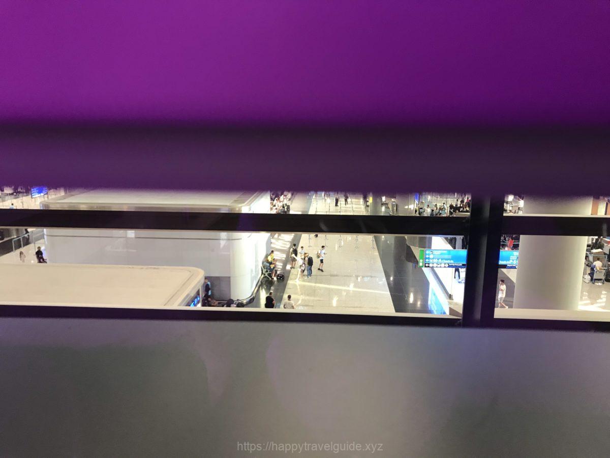 空港を見下ろす