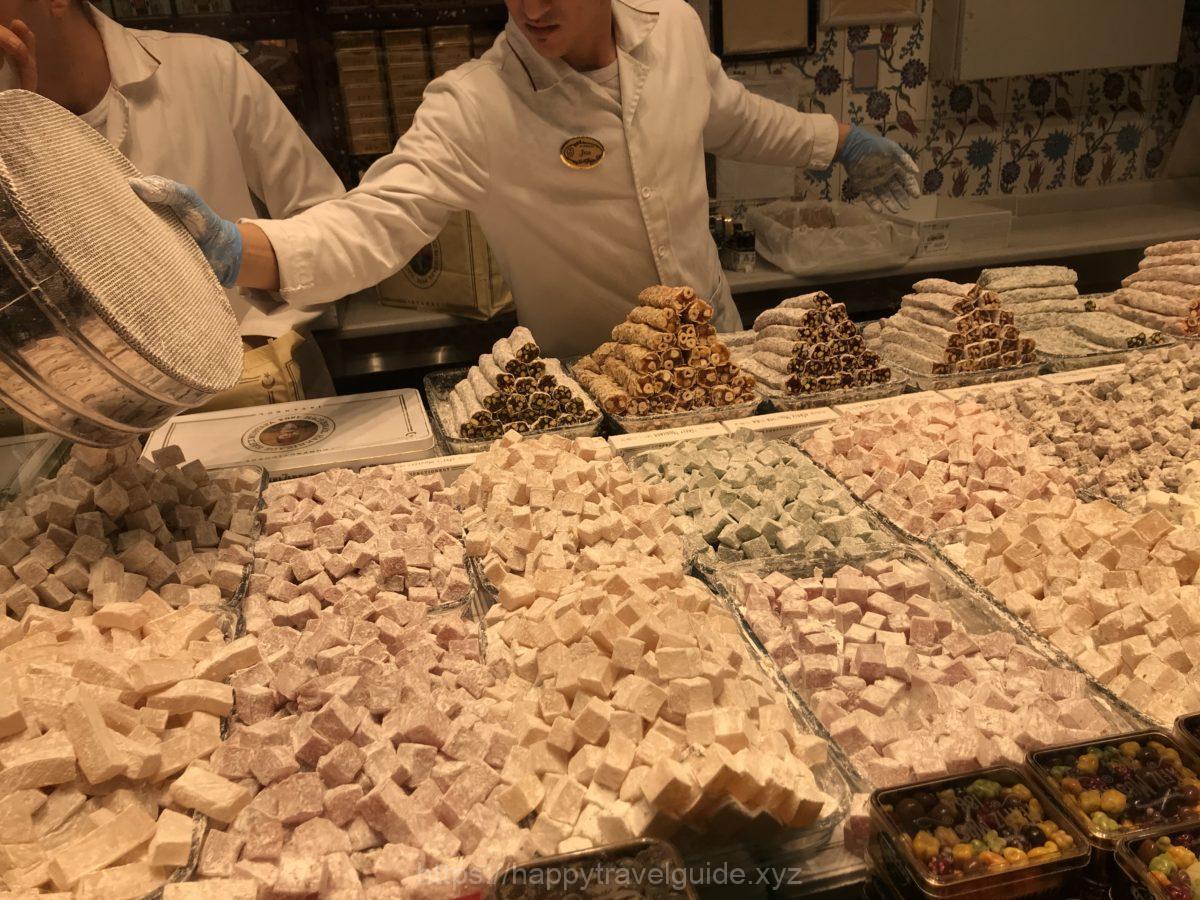 Hafiz Mustafaでロクムのお土産