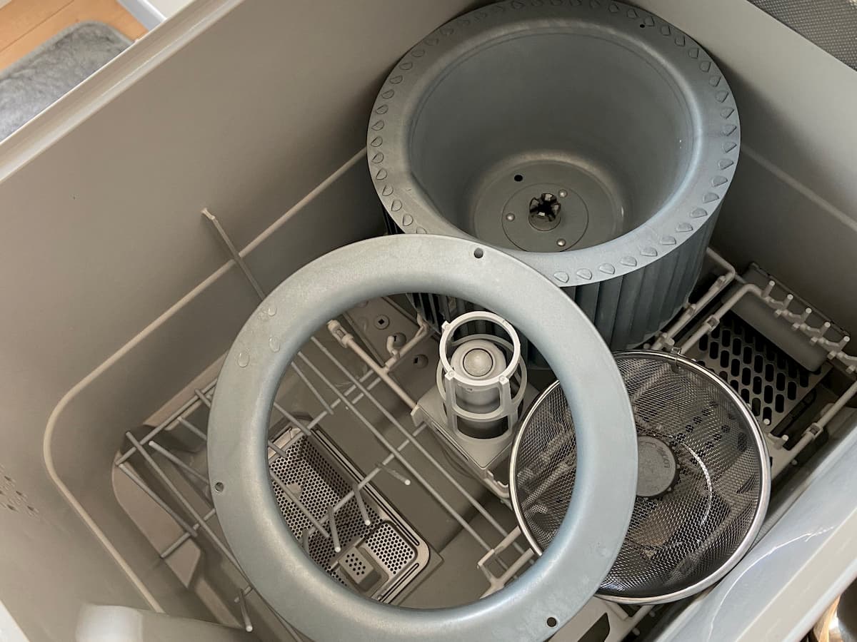 食洗機に入れて換気扇を洗う